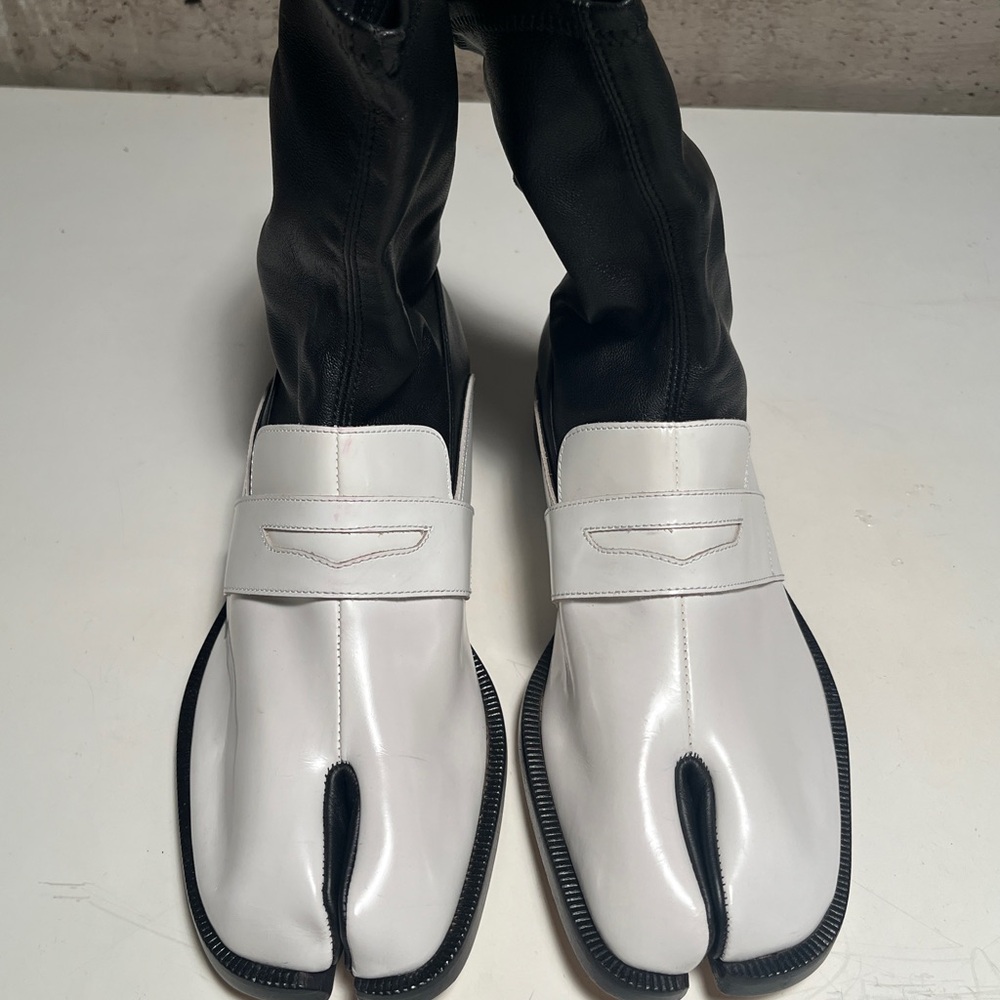 Taking offers! Maison Martin Margiela Black and White Tabi Boots